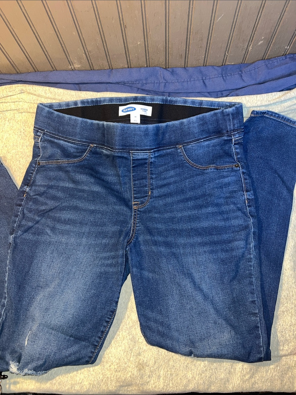 Old Navy Blue Stretch Pull On Rockstar Jeggings